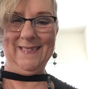 Meet your Posher, Connie